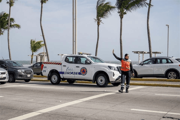 Rehabilitan semáforos en calles de Boca del Río