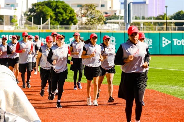 Alista plumaje El Águila Femenil para la campaña