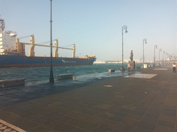 Norte vacía el Malecón de Veracruz