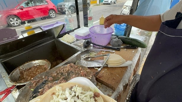 Estos son los populares tacos de cabeza en la colonia Flores Magón de Veracruz | VIDEO