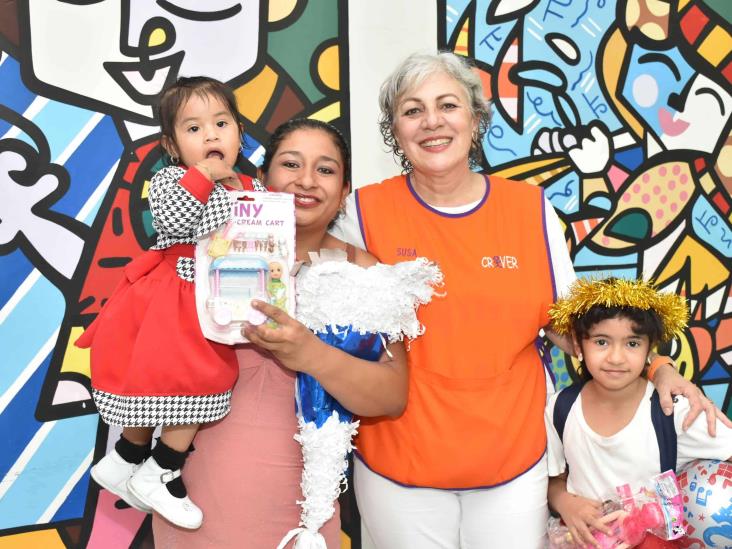 Voluntarias del Criver celebran el Día de Reyes