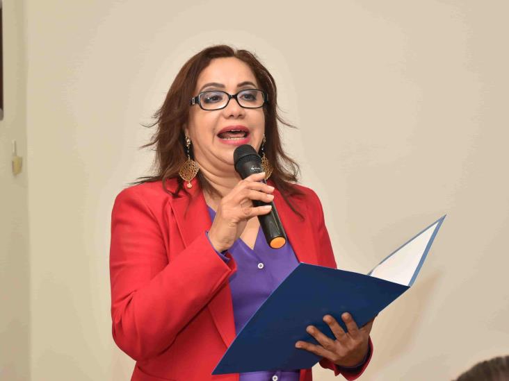 Charito Gayot Lara rinde informe del Colegio de Abogados de Veracruz