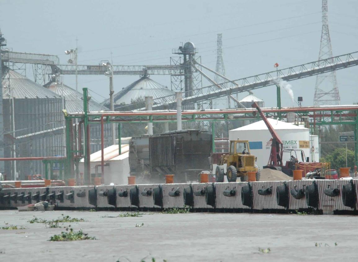 Puerto de Coatzacoalcos, con importantes y millonarios proyectos federales