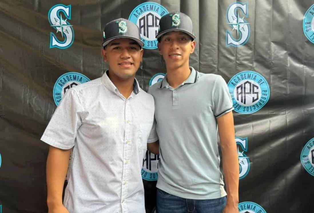 Firman juveniles con organización de Marineros de Seattle