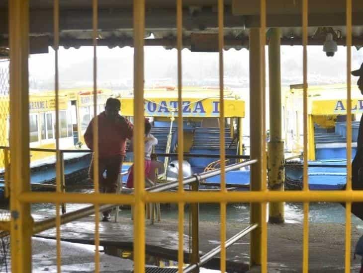 Por Frente Frío 28, cierran navegación en el puerto de Coatzacoalcos