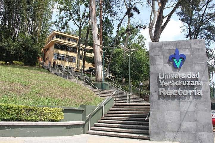 Destaca la Universidad Veracruzana entre las mejores del país