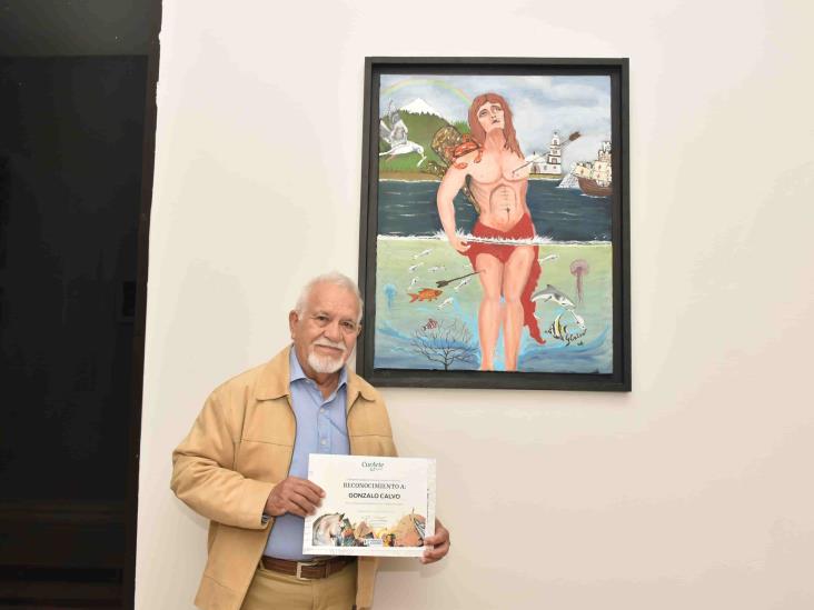 Artistas veracruzanos llevan a cabo la 42ª exposición en el pasillo CurArte