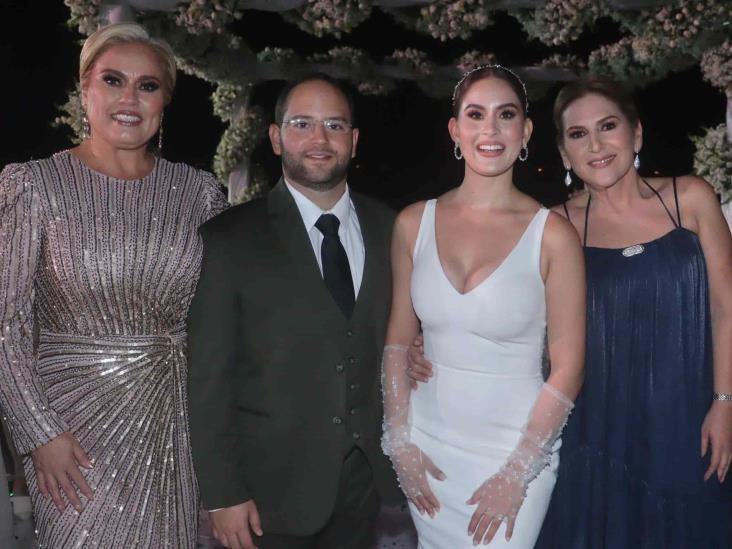 Marliz Torres Álvarez y Esteban Ceballos Safar contraen matrimonio