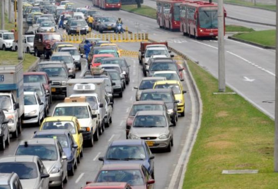 Accidente ocasiona fila de más de 2 km en autopista Ciudad Mendoza-Córdoba, en Veracruz