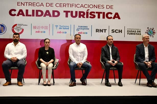 Sectur entrega certificaciones a prestadores de servicios en Veracruz