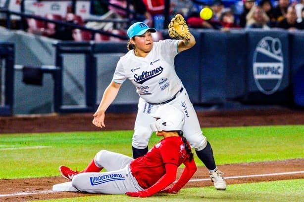 Logra El Águila primer triunfo en softbol