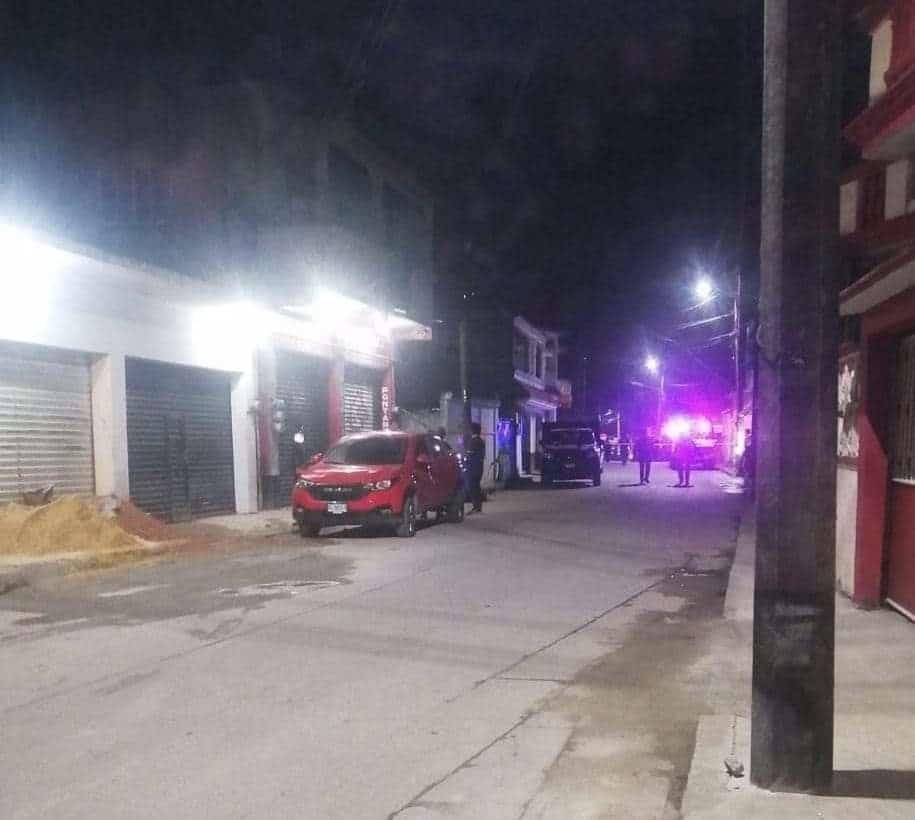 Atacan a balazos a padre e hijo en la congregación Mundo Nuevo