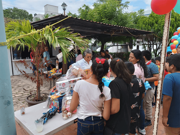 Niños de Boca del Río asisten al Festival San Juan Bosco en la parroquia de Santa Ana