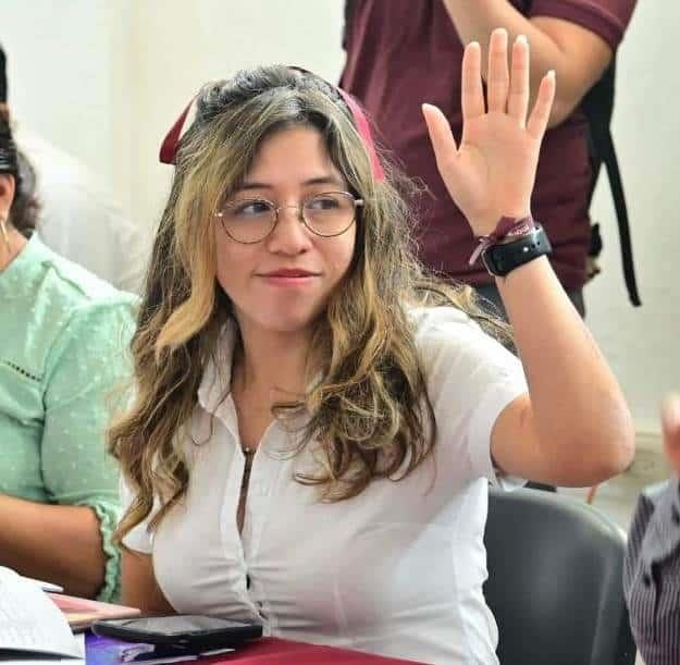 En Minatitlán, niega regidora devolución de fondos a la federación