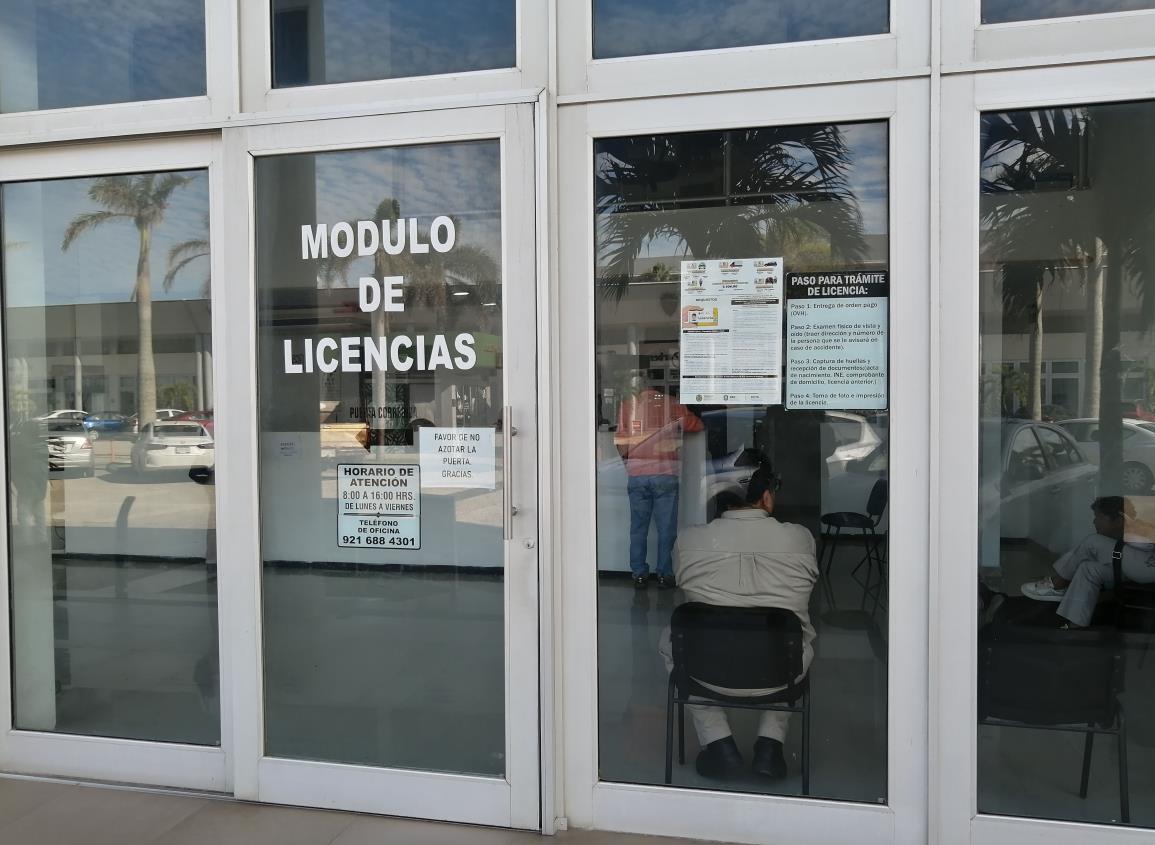 Rebasado el sistema en módulos de licencias en Coatzacoalcos; hasta 6 horas para tramitarlas