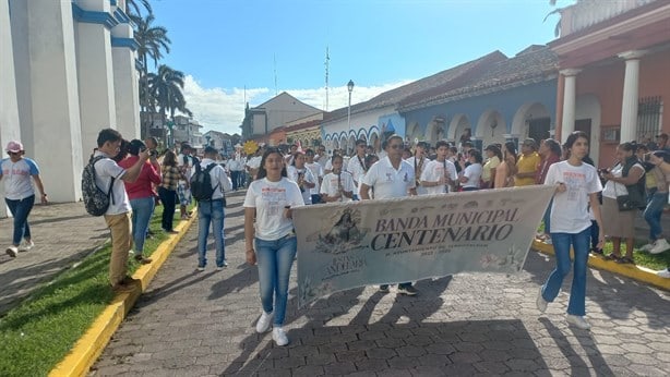 ¡Ya empezó la fiesta en Tlacotalpan! Así se vivió la Mojiganga infantil | VIDEO