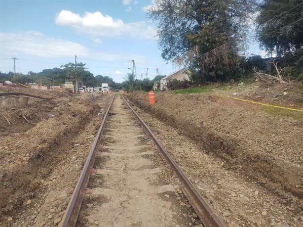 Corredor Interoceánico: inicia demolición de viviendas y preparan terreno de estación de Moloacán