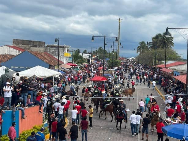 Sueltan los toros por las fiestas de la Candelaria en Tlacotalpan | FOTOS