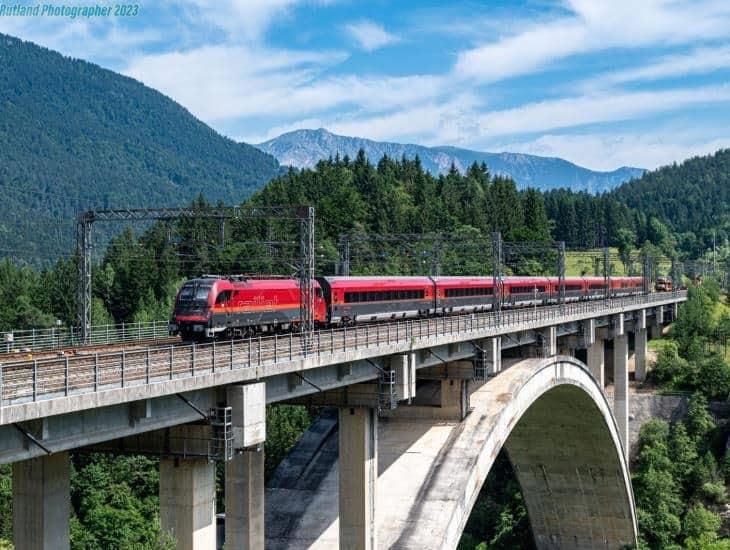 Tren Interoceánico: Esta es la antigüedad de los vagones traídos del Reino Unido