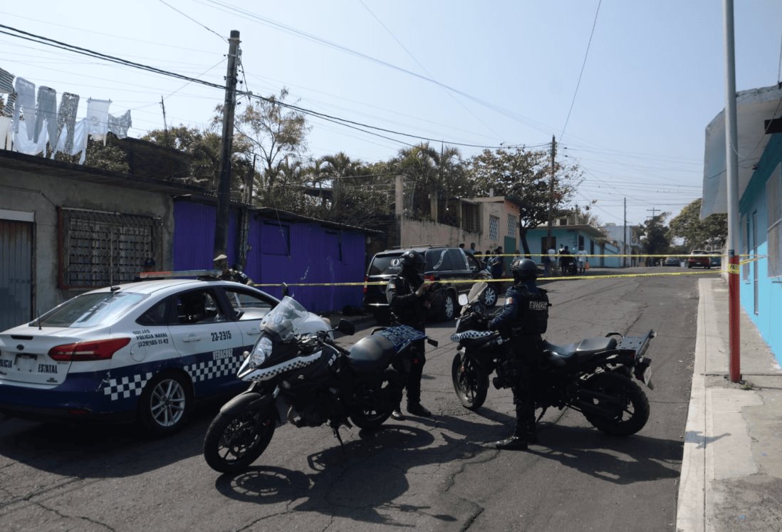 Fallece hombre de la tercera edad en plena avenida Esteba Morales, Veracruz