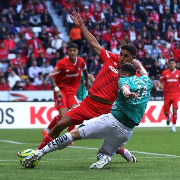 Anota Alexis Vega en su debut con Toluca