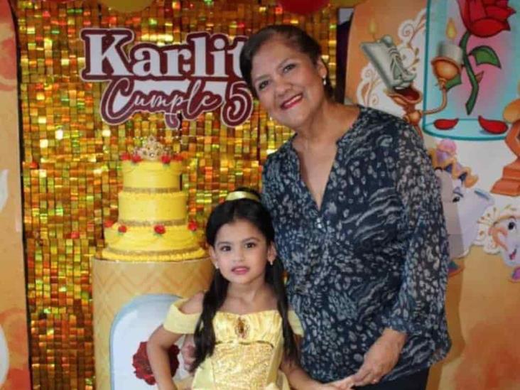 Karla Virginia Suárez Crespo fue festejada por sus 5 años de vida