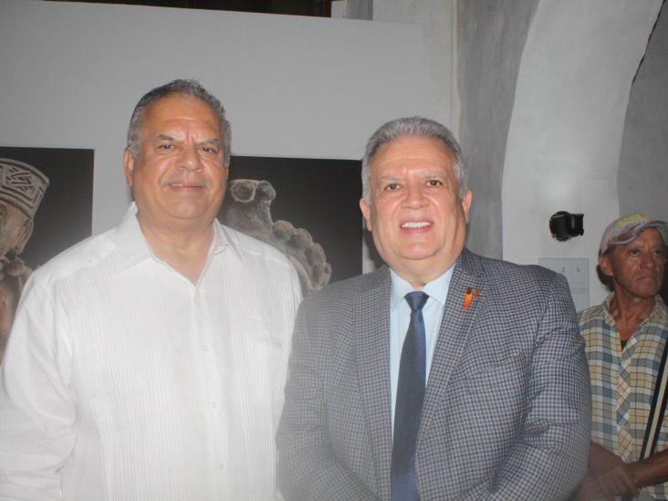 Exhiben la colección ‘Las sonrisas del Museo de Antropología de Xalapa’