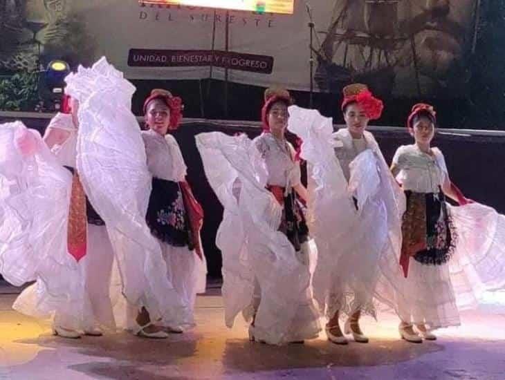 Ballet Folclórico Raíces de Nanchital cumplió 21 años