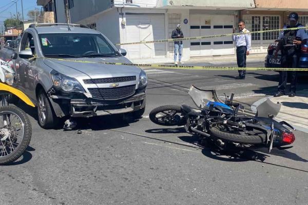 No respetan el 1x1 y chocan en calles de Orizaba (+ Video)