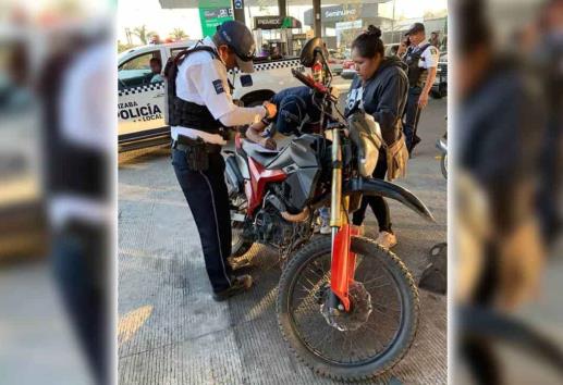 Recuperan moto robada en Orizaba; estaban a punto de venderla