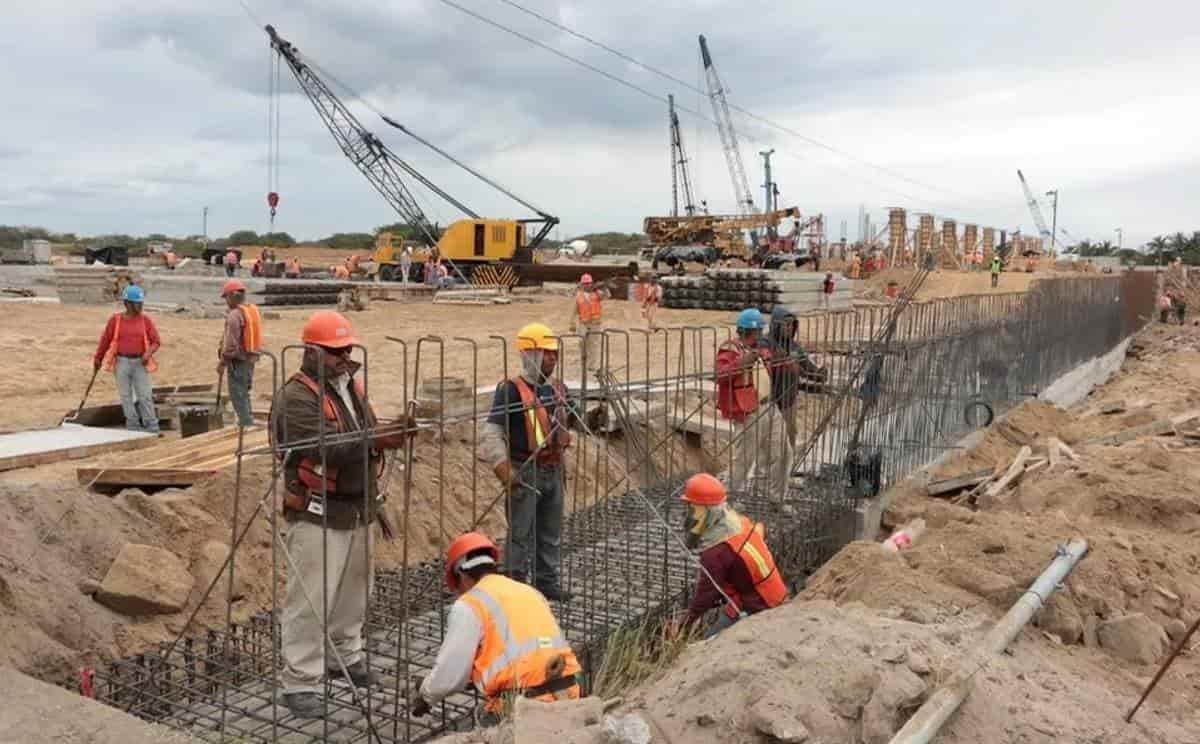 Corredor Interoceánico: abren vacantes para albañiles en Ixtepec; entérate cuantas son