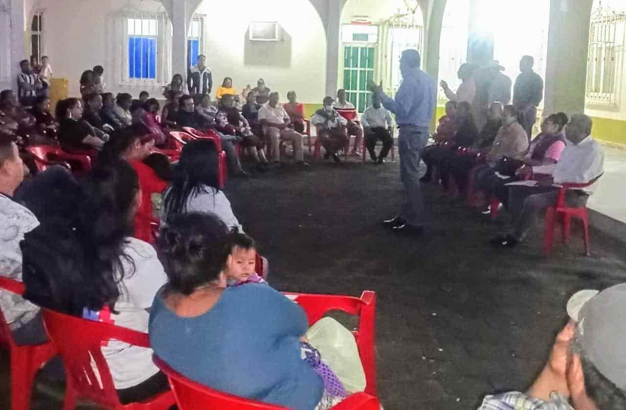 Familias de Jesús Carranza por aumento en la tarifa en servicio de agua