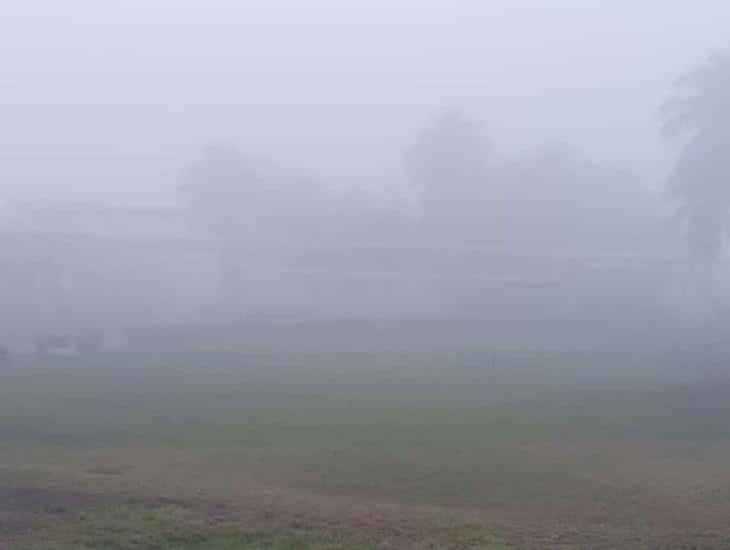 Aparición de niebla sorprende en Agua Dulce, era tan densa que pensaron que era humo