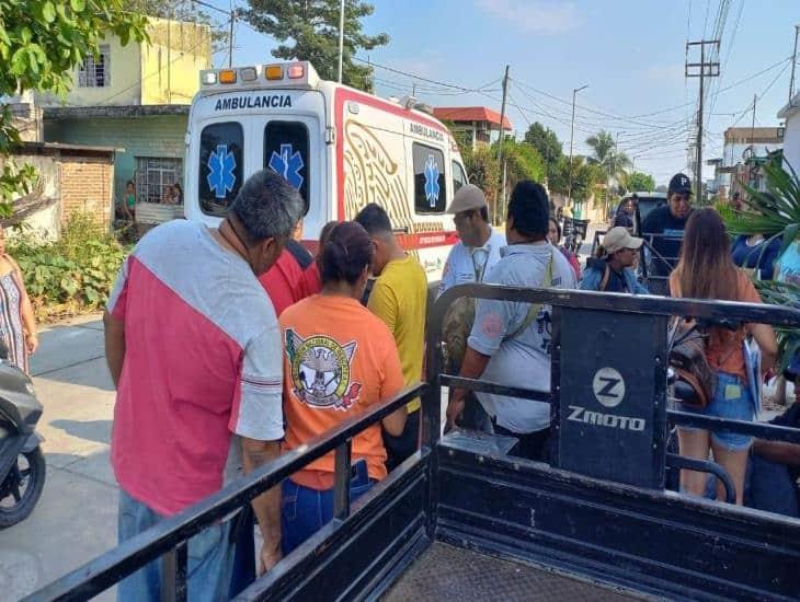 Tres motociclistas en Tierra Blanca terminan lesionados tras accidente