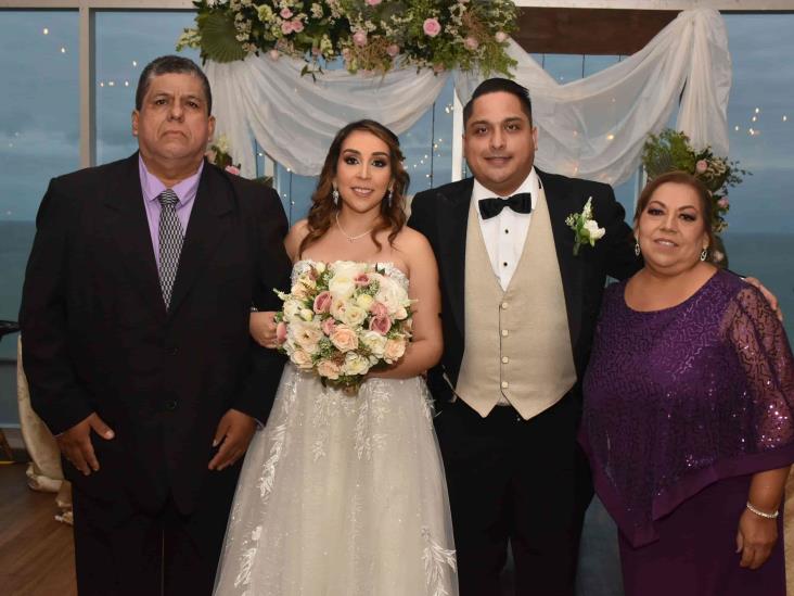 Dulce Hernández Muñoz y Eric Bahena Zavala contraen matrimonio civil