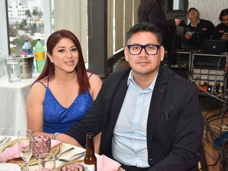 Dulce Hernández Muñoz y Eric Bahena Zavala contraen matrimonio civil