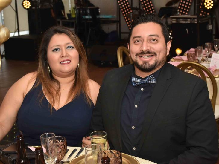 Dulce Hernández Muñoz y Eric Bahena Zavala contraen matrimonio civil