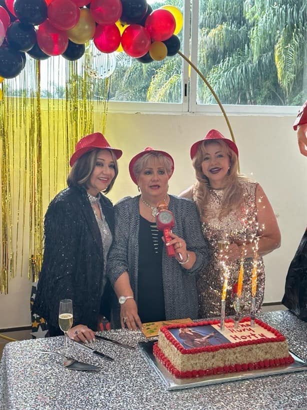 Hury, Hortensia y Martha festejan su día