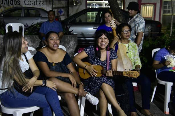 Noche de fandango en Coatzacoalcos; recaudan fondos para los niños de la franja de Gaza 