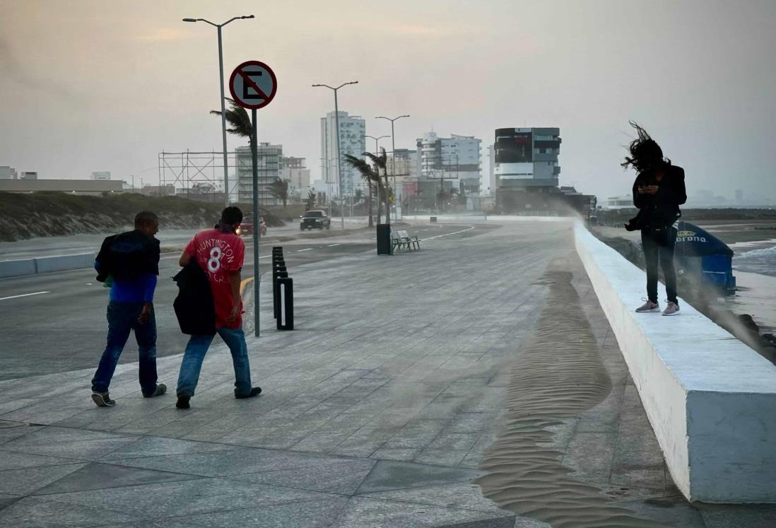 Vientos del norte en Veracruz superan los 60 km/h; llegarán hasta los 90 km/h