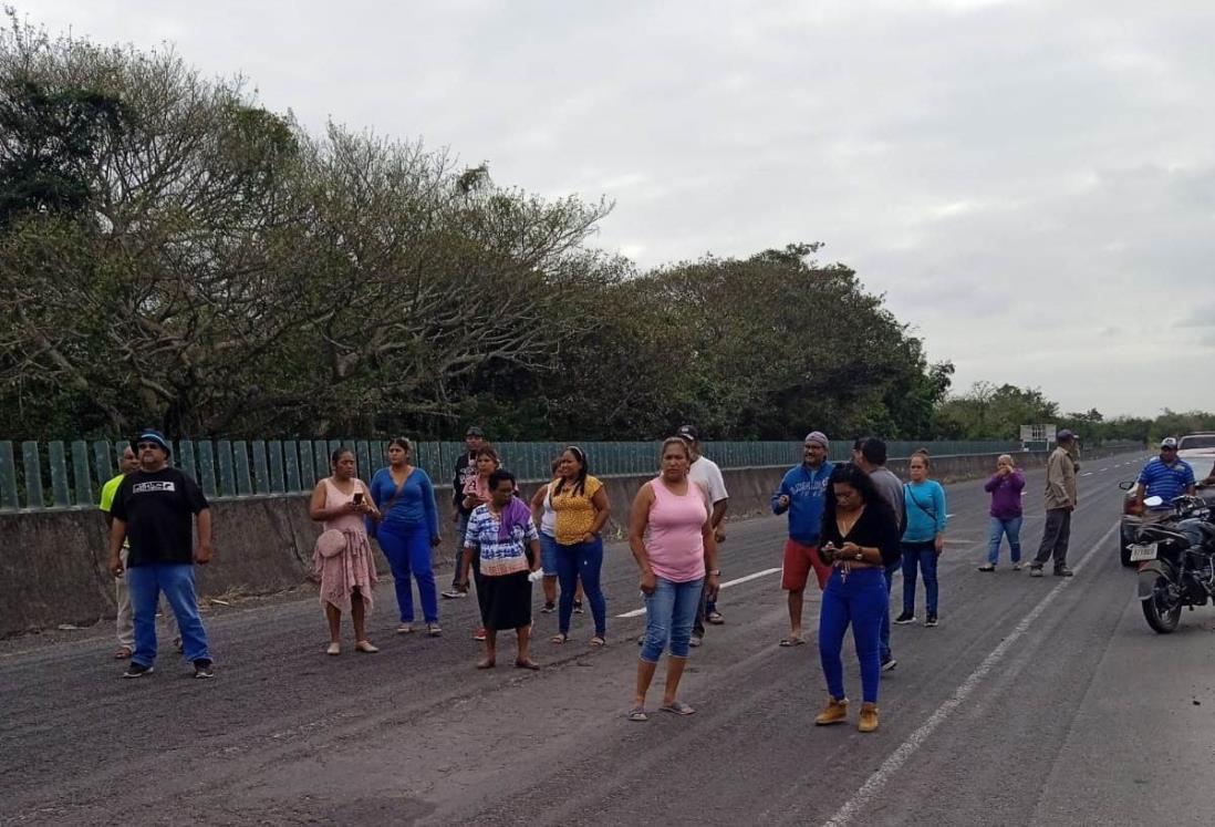 Frenan, por cuarta vez, la obra de acueducto en Medellín de Bravo