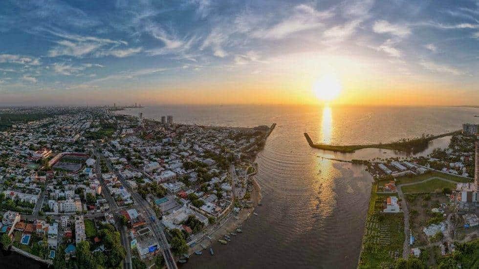 Vías alternas al puente de Boca del Río ante cierre de carril por obras