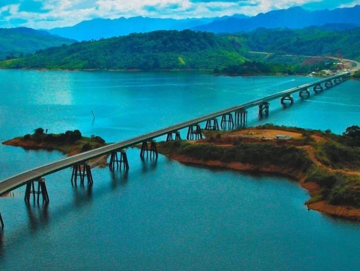 Conoce la carretera que llega a Coatzacoalcos considerada una de las más bellas de México