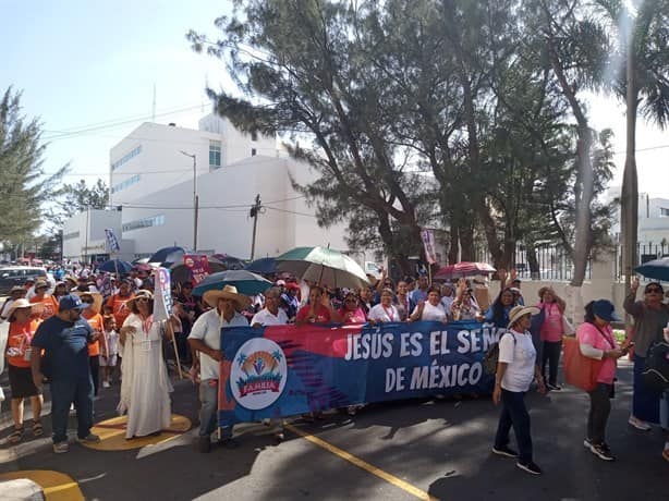 Marchan por la familia en Veracruz