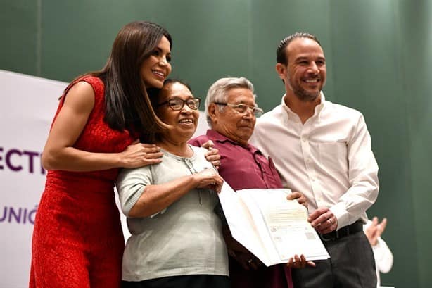 Tras más de 40 años juntos Alma y Abelardo decidieron unir sus vidas en las bodas colectivas