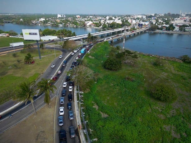 Abren puente de Boca del Río tras suspensión de obra | VIDEO