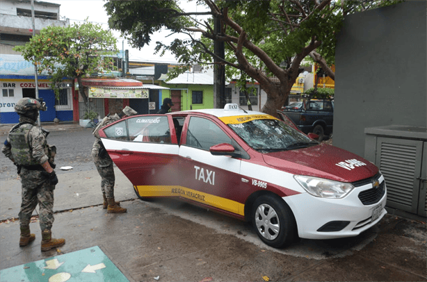 Hombre de la tercera edad atropellado por taxi en el Centro de Veracruz