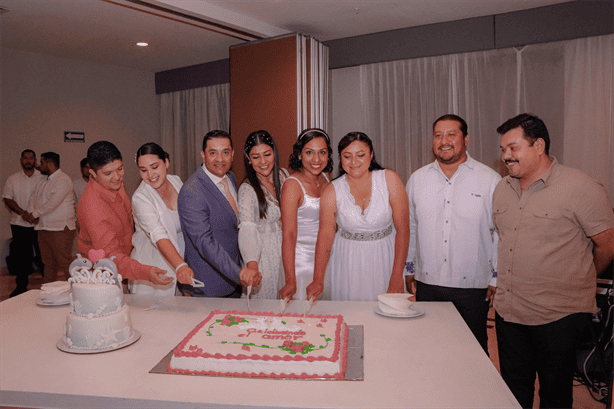 Se casan 112 parejas en Bodas Colectivas del Aquarium de Veracruz