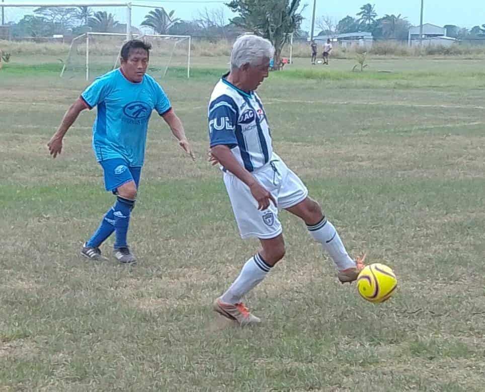 Pachuca se dio un festín con Halcones UV