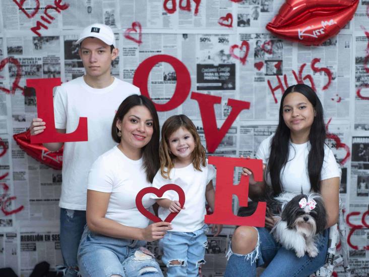 Parejas y familias veracruzanas celebran el Día del Amor y La Amistad